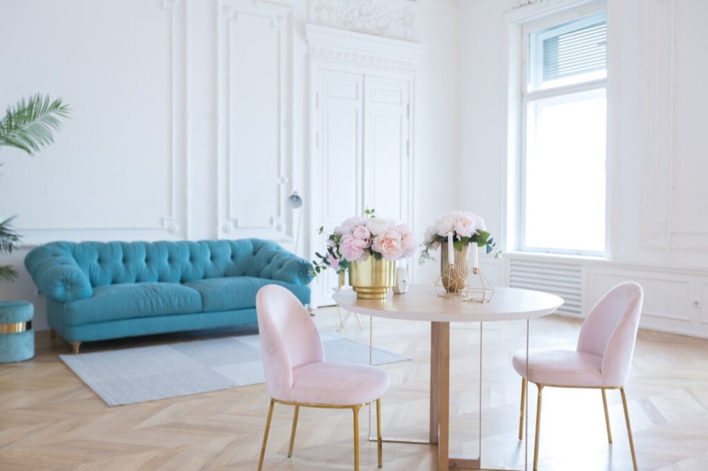 Instalacja tego typu podłóg wymaga precyzji i doświadczenia