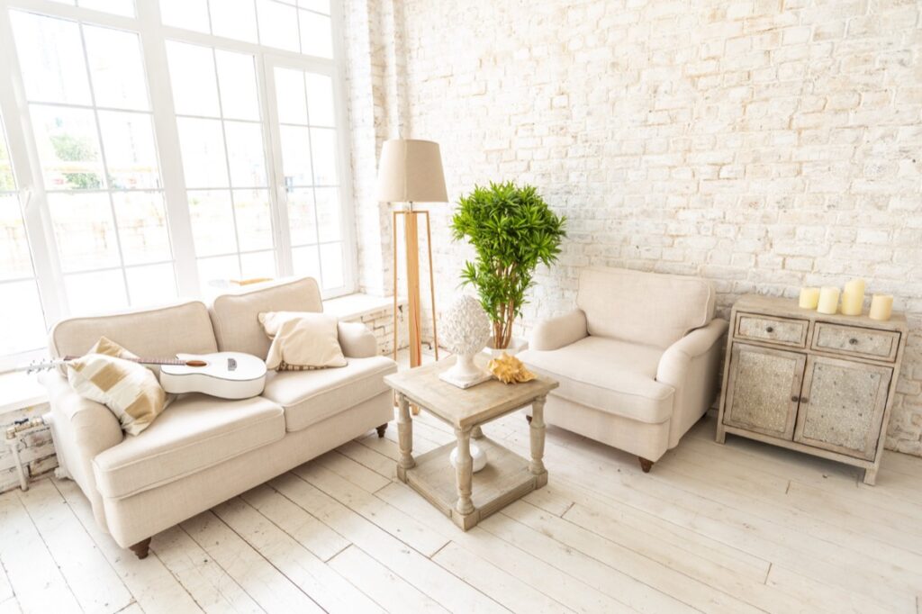 Instalacja tego typu podłóg wymaga precyzji i doświadczenia